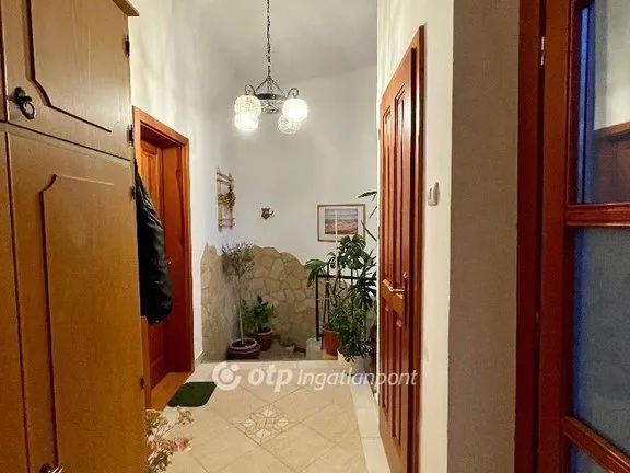 Eladó ház Veszprém 210 nm