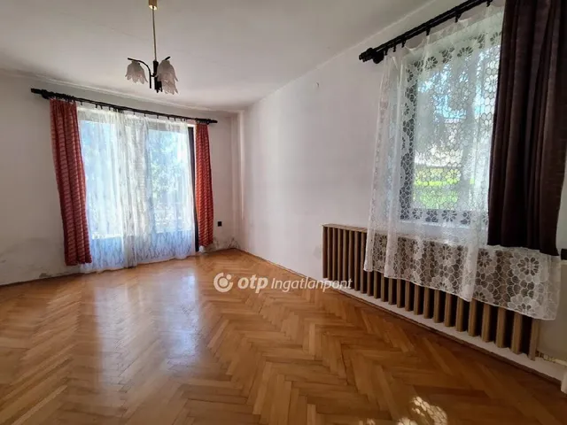 Eladó ház Veszprém 203 nm