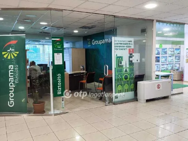Kiadó kereskedelmi és ipari ingatlan Veszprém, Belváros 43 nm