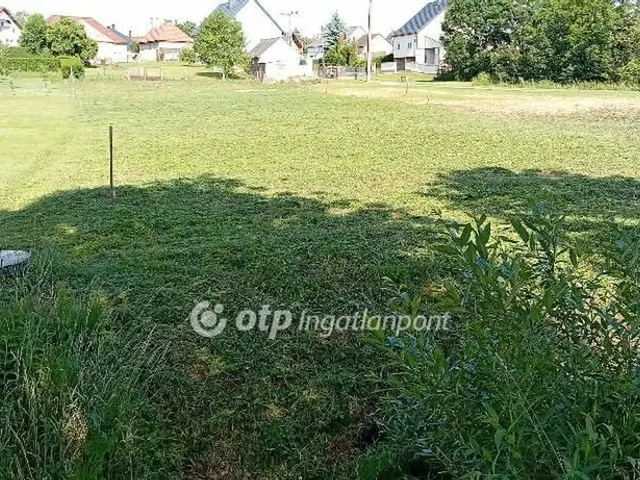 Eladó telek Nagyesztergár 1602 nm