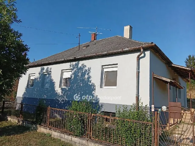Eladó ház Úrkút 102 nm