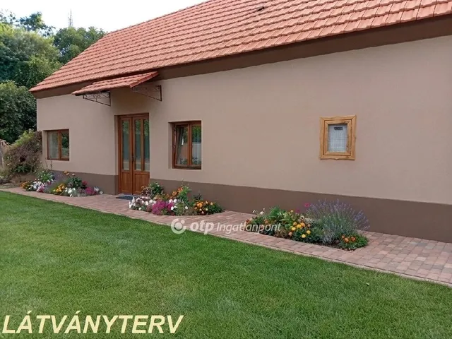 Eladó ház Ajka 41 nm