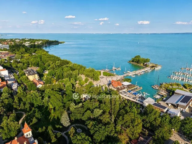 Eladó lakás Balatonfüred, Ófalu 61 nm