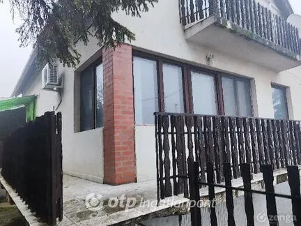 Eladó ház Hajmáskér 237 nm