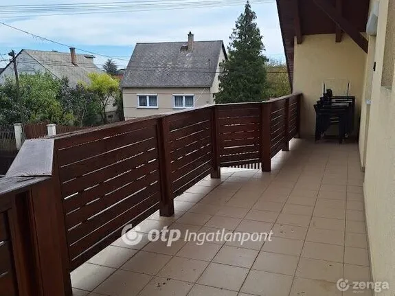 Eladó ház Székesfehérvár 304 nm