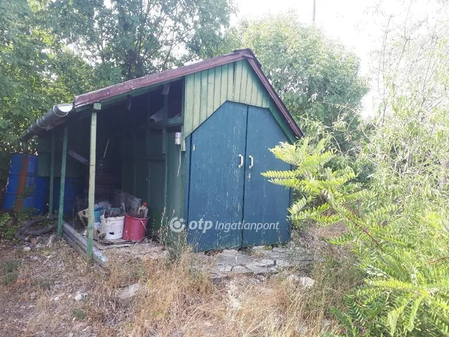 Eladó telek Veszprém, Csatárhegy 807 nm