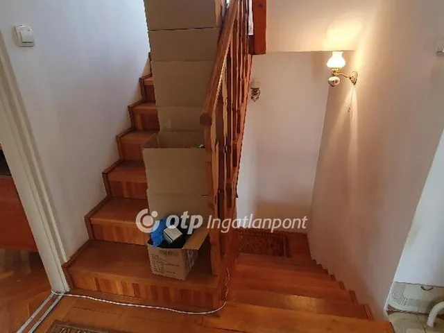 Eladó ház Ajka 138 nm