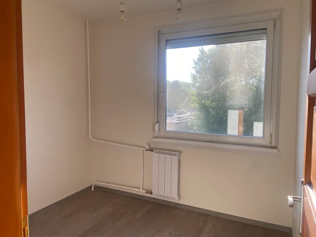 Kiadó lakás Budapest III. kerület, Pók utcai lakótelep, Amfiteátrum utca 49 nm