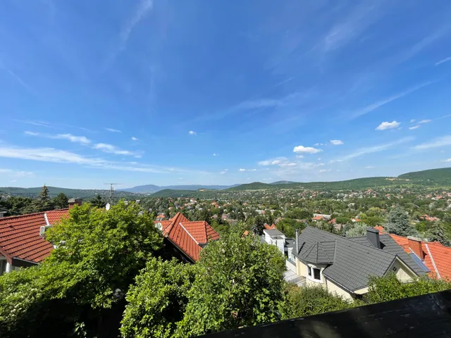 Eladó ház Budapest II. kerület 237 nm