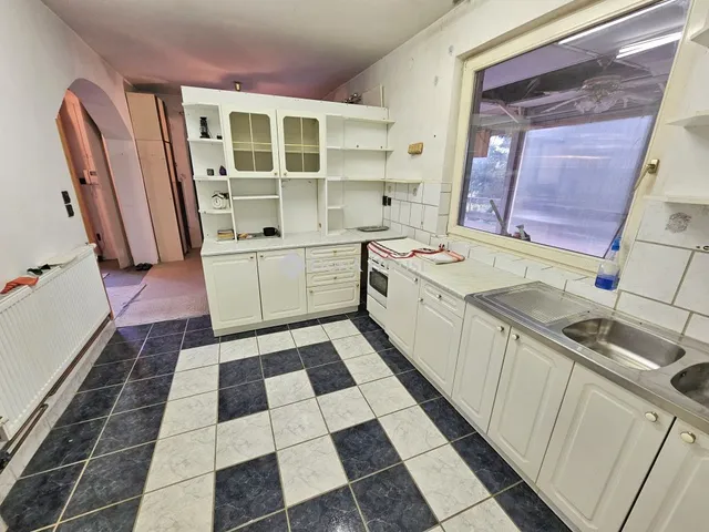 Eladó ház Csömör 186 nm