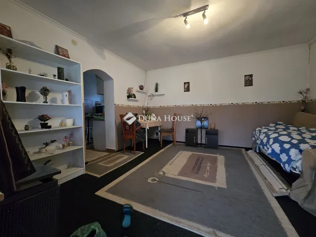 Eladó ház Budapest XVIII. kerület, Sólyom utca 110 nm