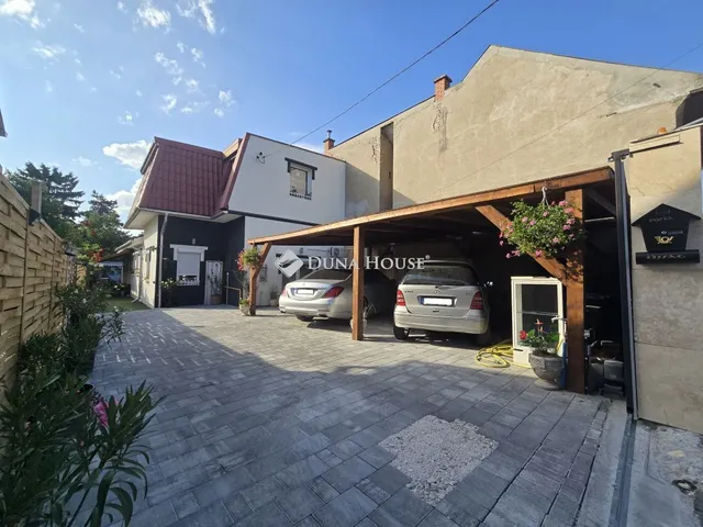 Eladó ház Budapest XIX. kerület, Hunyadi utca 180 nm