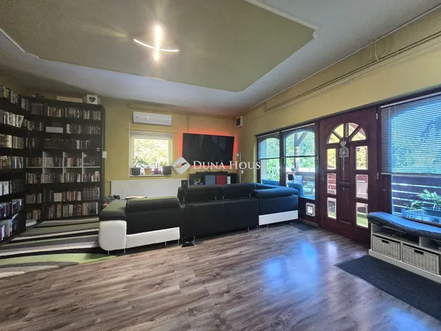 Eladó ház Pécel, Újtelep 101 nm