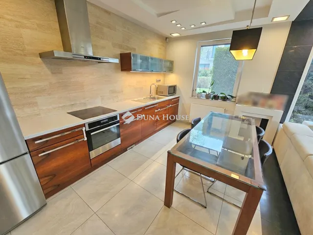 Eladó lakás Budapest XI. kerület 116 nm