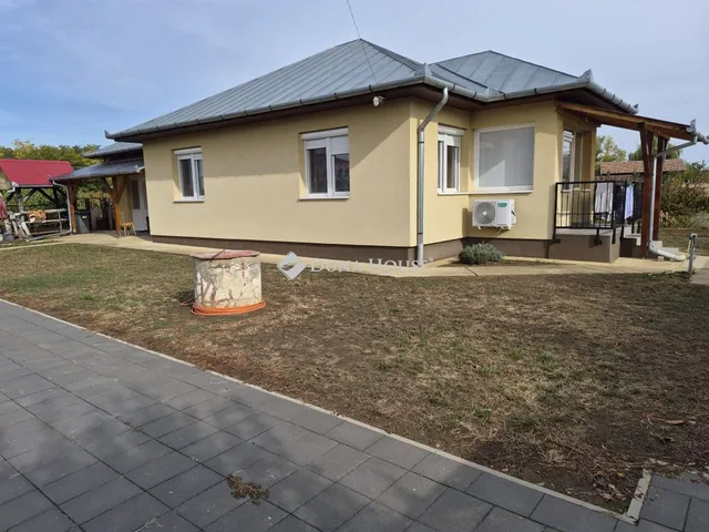 Eladó ház Kállósemjén 91 nm