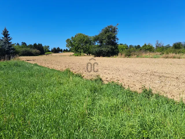 Eladó telek Döröske 6071 nm