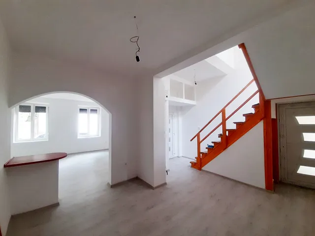 Eladó ház Budapest XIX. kerület, Kispest 93 nm