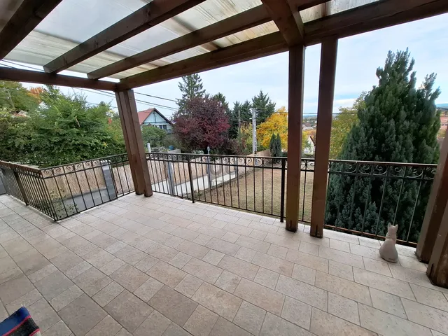 Eladó ház Budakalász 134 nm