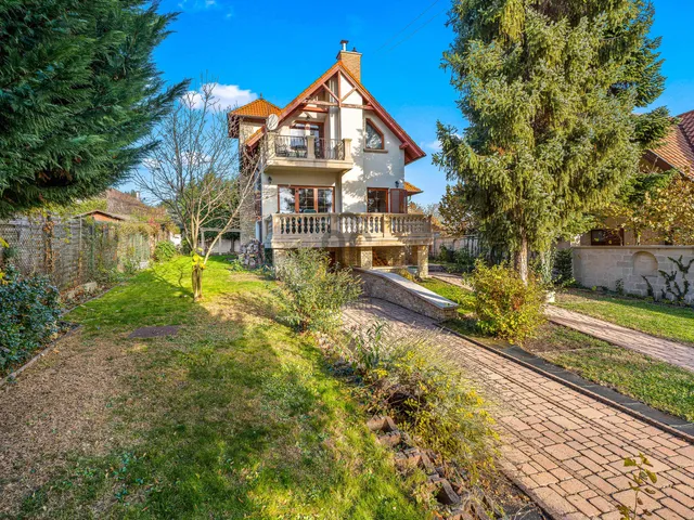 Eladó ház Szentendre, Pismány 184 nm