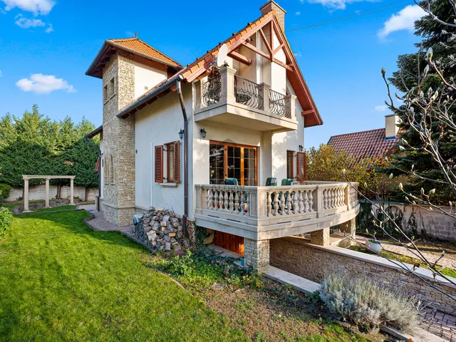 Eladó ház Szentendre, Pismány 184 nm