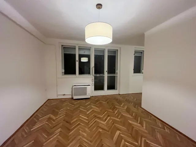Eladó lakás Budapest I. kerület 38 nm