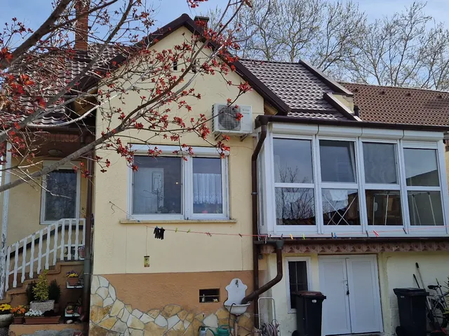 Eladó ház Győr, Szabadhegy 100 nm
