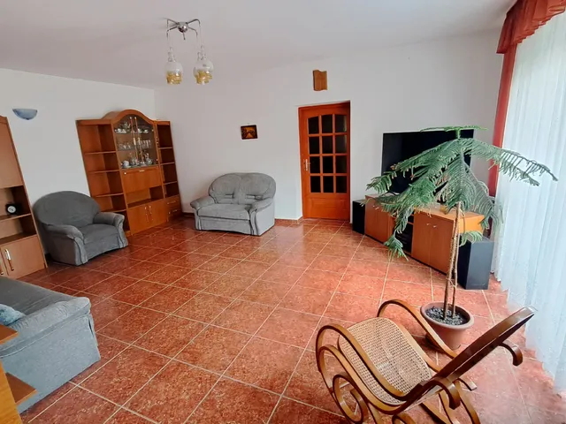 Eladó ház Győr, Ménfőcsanak 141 nm