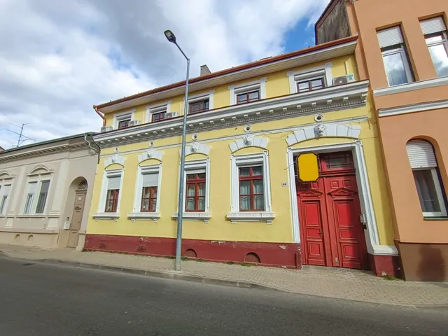 Eladó kereskedelmi és ipari ingatlan Nagykanizsa 250 nm