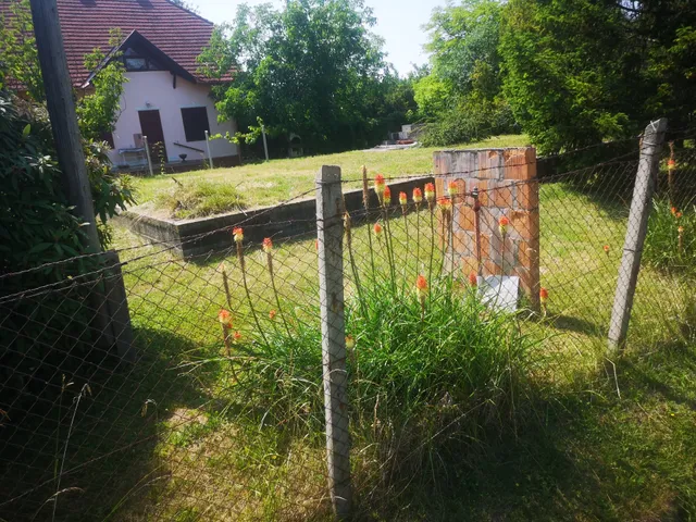Eladó telek Balatonfenyves 574 nm
