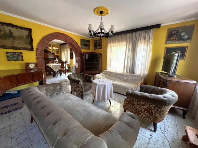 Eladó ház Budapest XXII. kerület, Háros utca 290 nm