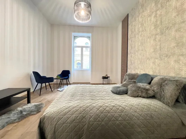 Eladó lakás Budapest VI. kerület, Nagykörúton kívüli terület 46 nm