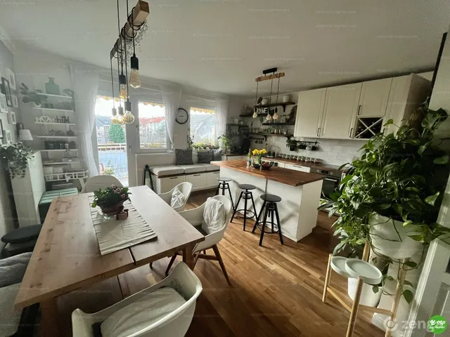 Eladó lakás Szeged, Rókus 120 nm