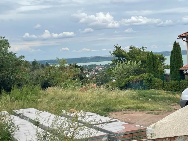 Eladó telek Balatonalmádi 739 nm