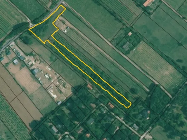 Eladó telek Balatonszepezd 4403 nm