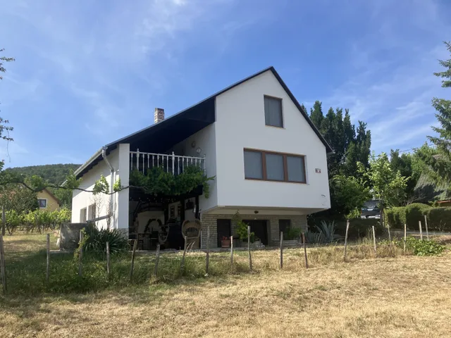 Eladó üdülő és hétvégi ház Csopak 95 nm