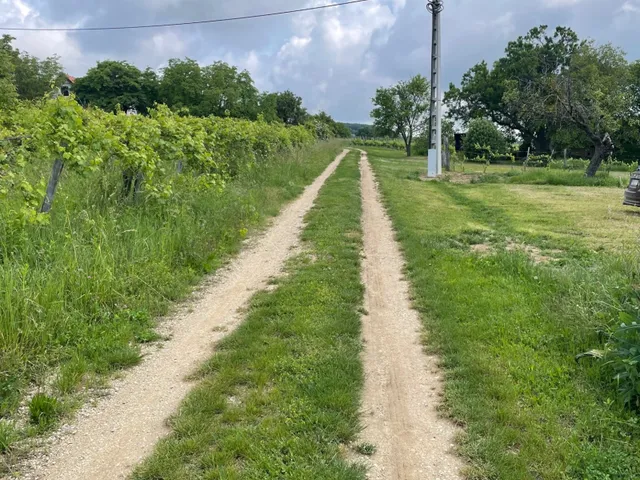 Eladó telek Balatoncsicsó 5340 nm