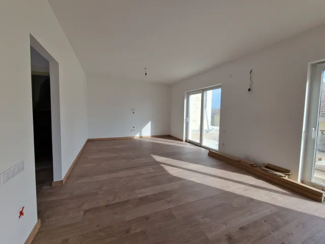 Eladó lakás Csopak 158 nm