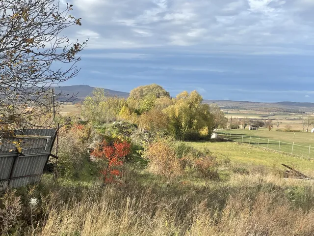 Eladó telek Barnag 705 nm