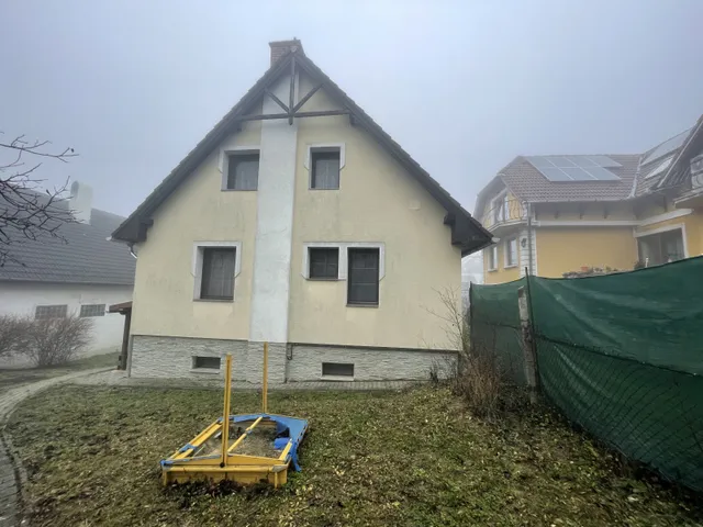 Eladó ház Felsőörs 175 nm