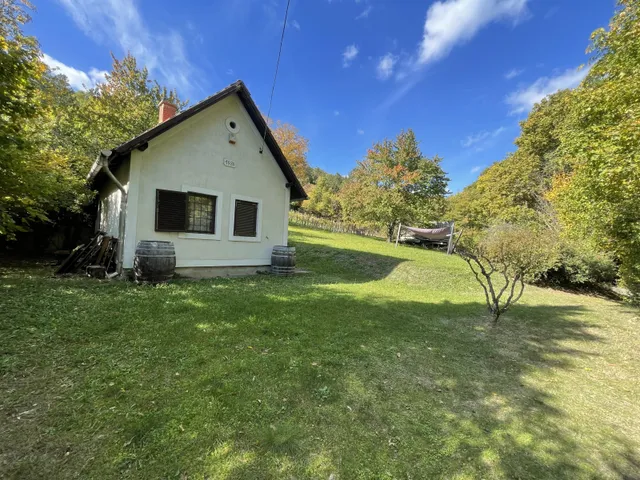 Eladó üdülő és hétvégi ház Pécsely 45 nm