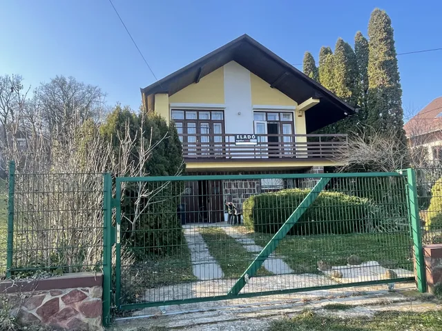 Eladó üdülő és hétvégi ház Balatonszepezd 126 nm