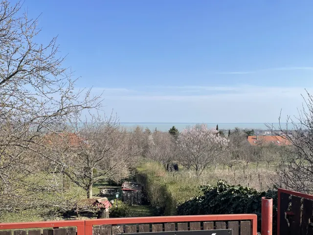 Eladó telek Balatonalmádi 1034 nm