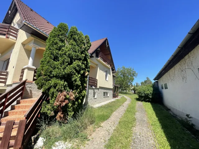 Eladó ház Felsőörs 175 nm