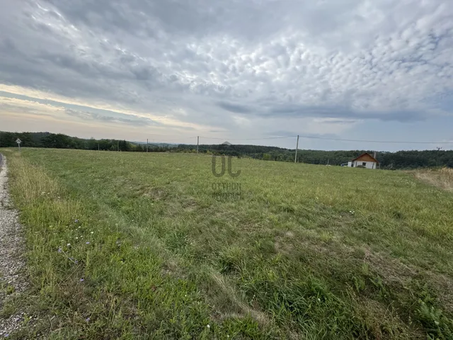 Eladó telek Aka 826 nm