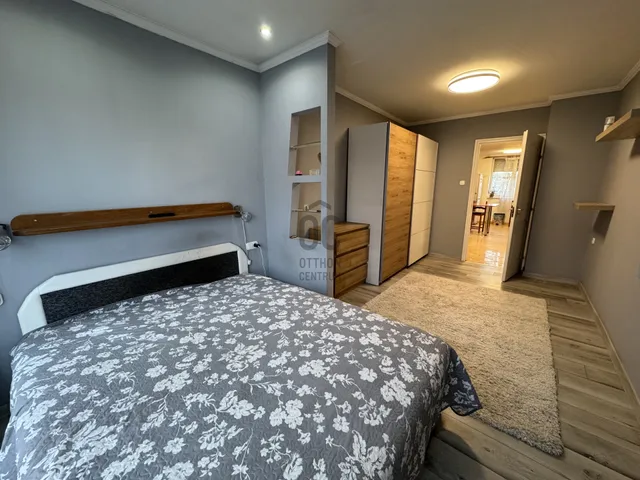 Eladó ház Ács 65 nm