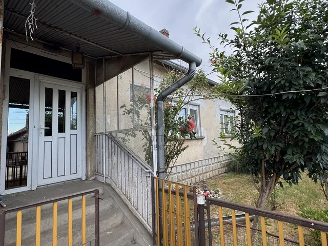 Eladó ház Ács 80 nm
