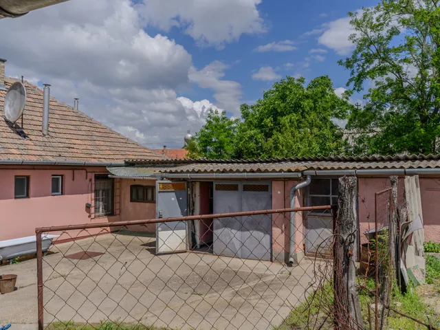 Eladó ház Sükösd 90 nm
