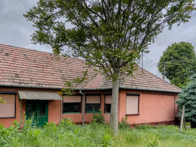 Eladó ház Felsőszentiván 105 nm