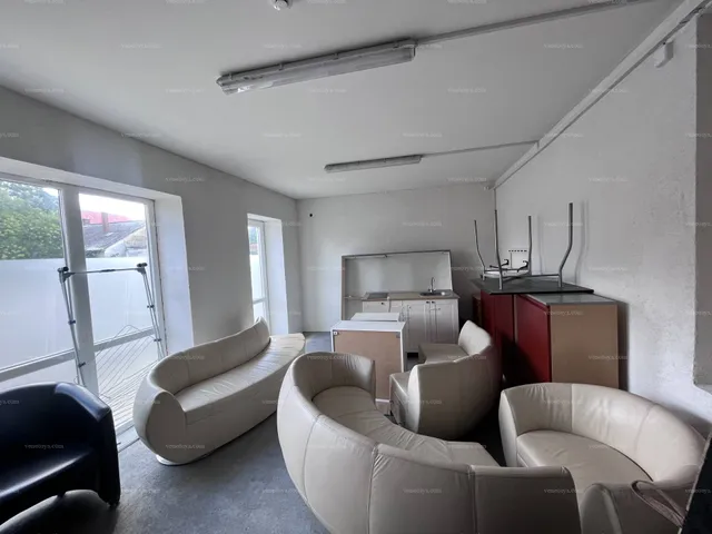 Eladó kereskedelmi és ipari ingatlan Bácsbokod 255 nm