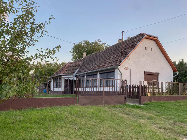Eladó ház Pálfa 71 nm